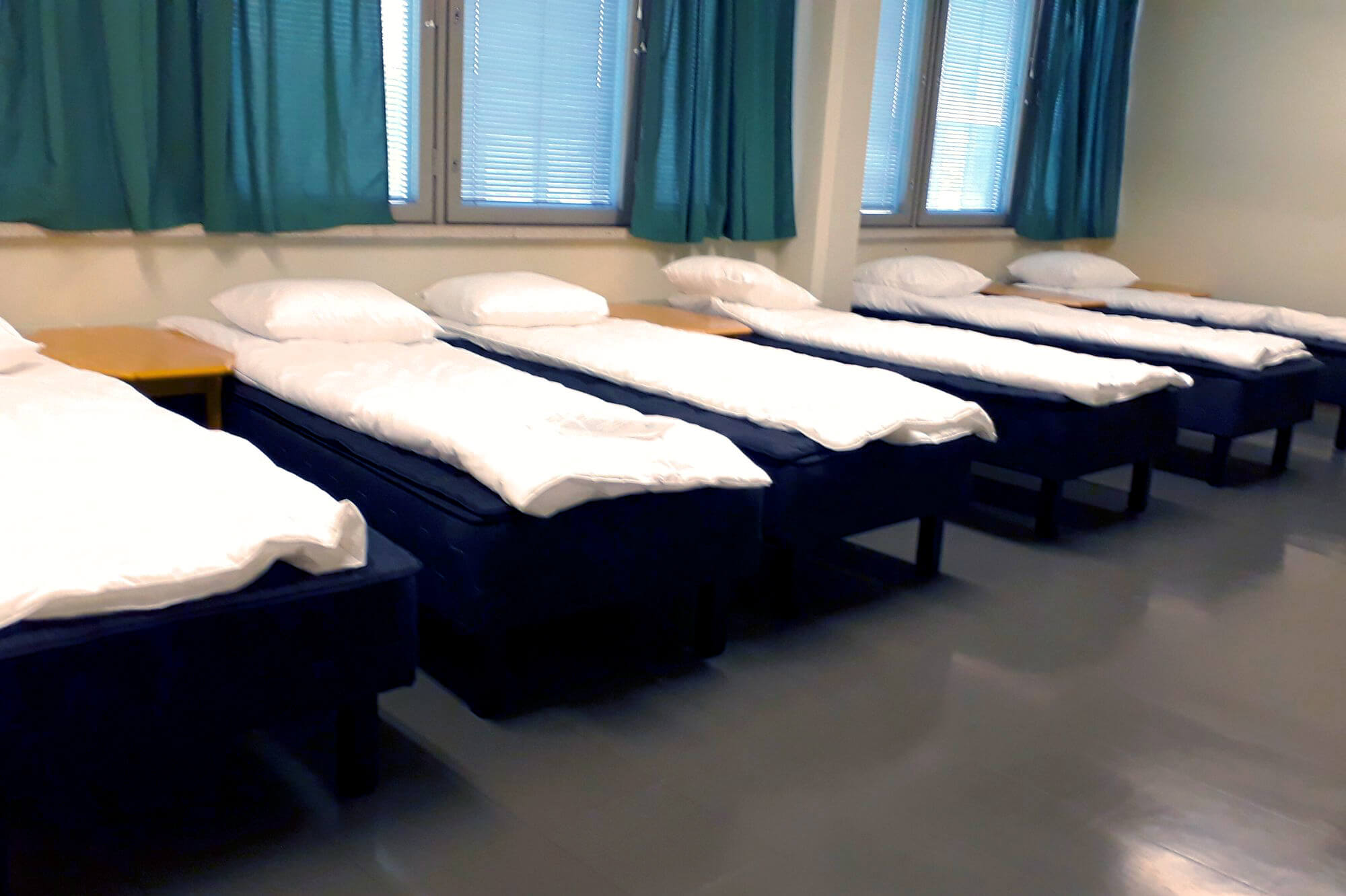 Lentohotellin Terveysaseman hostel-huoneisiin voi majoittua noin 30 henkilöä.